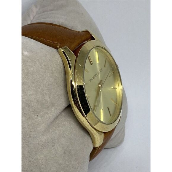 Michael Kors Slim Runway MK2465 Women's Brown Leather Analog Dial Watch VK740 - Picture 5 of 12